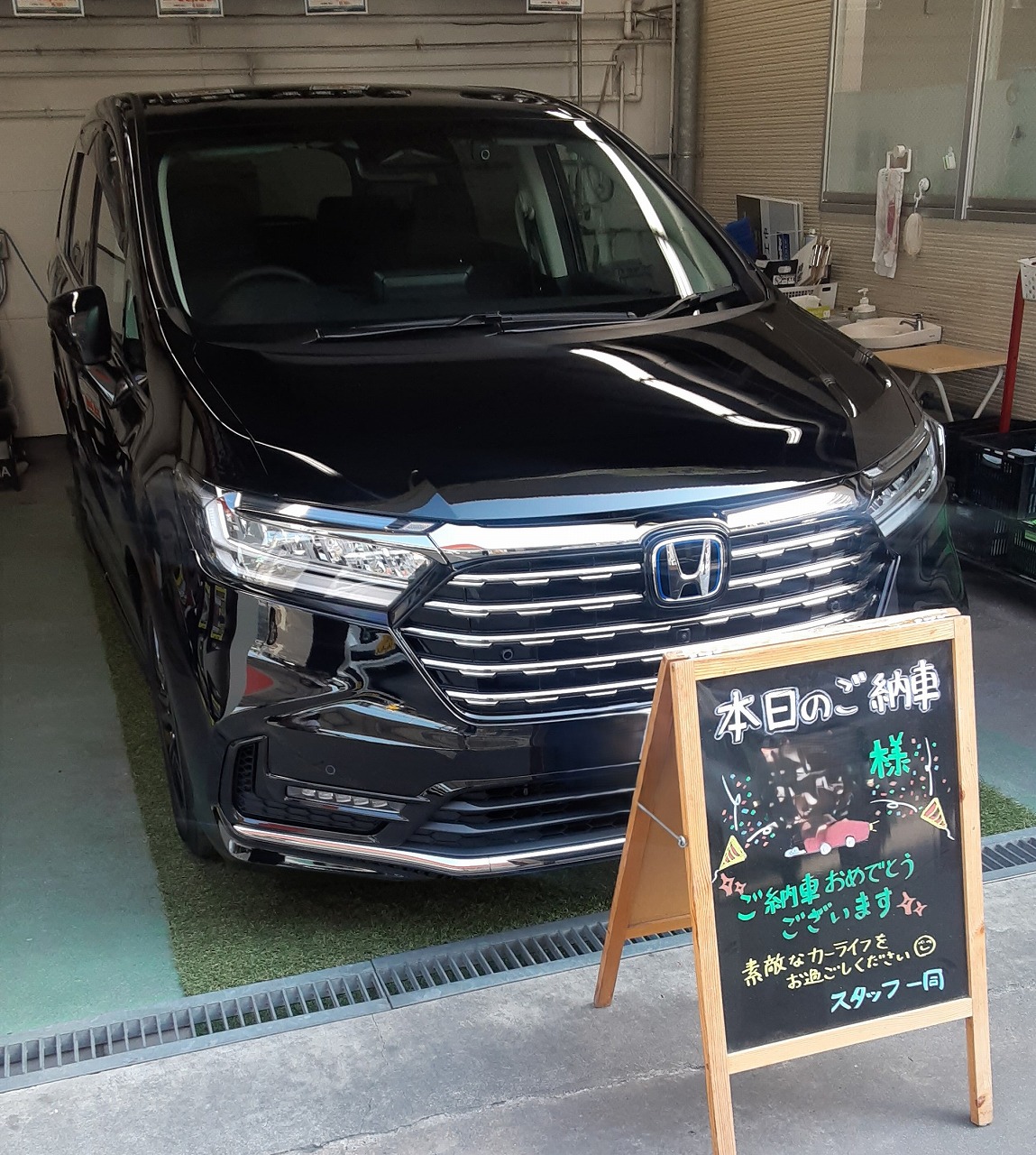 福岡市早良区　I様　ｵﾃﾞｯｾｲご納車｜福岡市・糟屋郡カーリース専門店ならフラット７城南・西新・久山