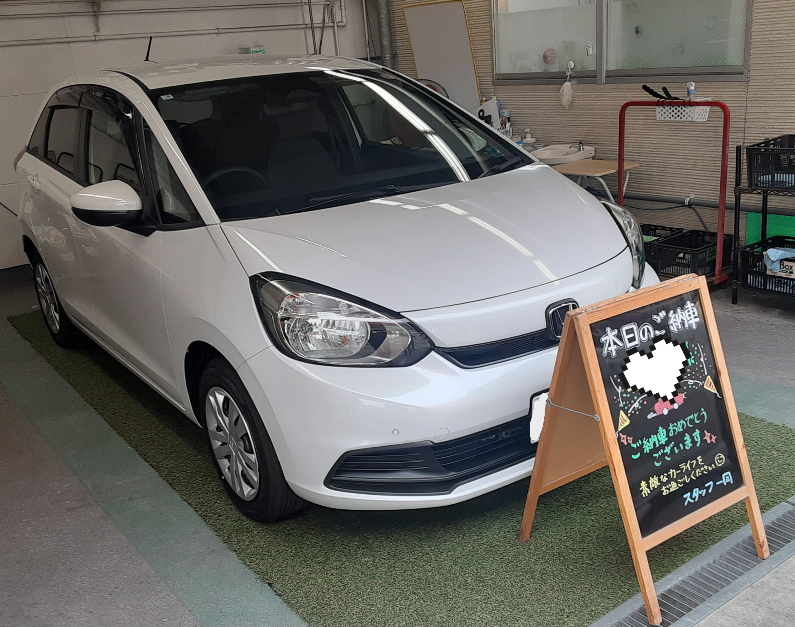 福岡市早良区N様　フィットご納車｜福岡市・糟屋郡カーリース専門店ならフラット７城南・西新・久山